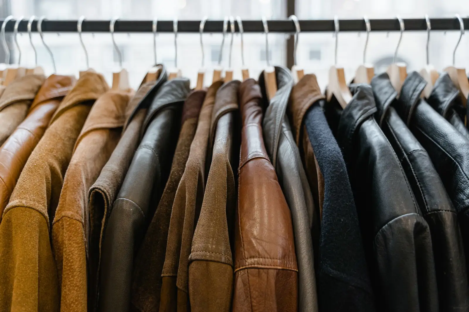 2025年贵州日用百货批发行业政策调整与应对策略